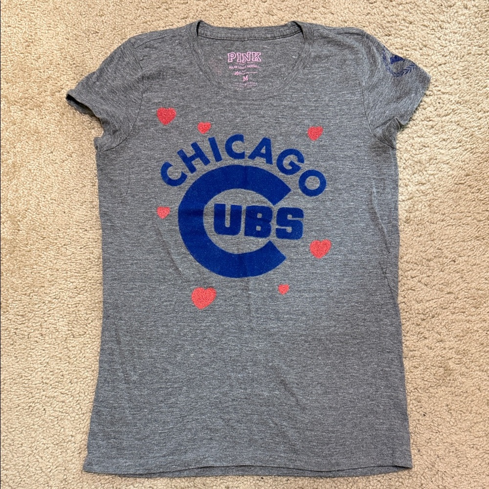 Pink MLB Chicago Cubs Gray tee Sz Med